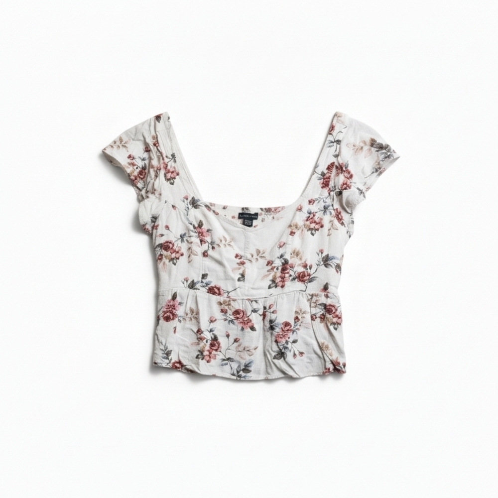 American Eagle Floral Print Top – Boho-Chic Summer Blouse